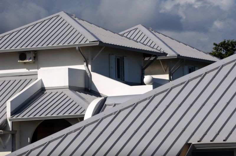 Aluminum Roof Construction in Farmville, VA